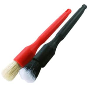 detail-factory-crevice-brush-black-red